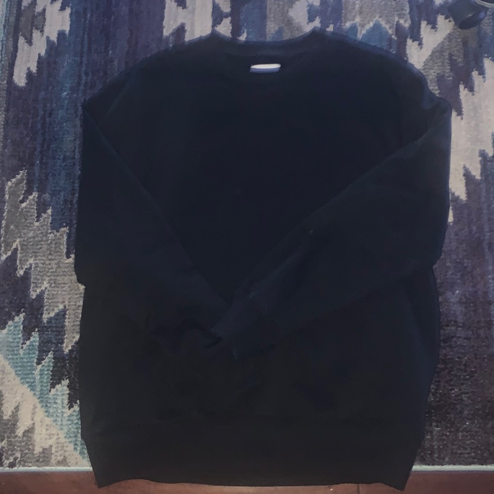 Black Crewneck